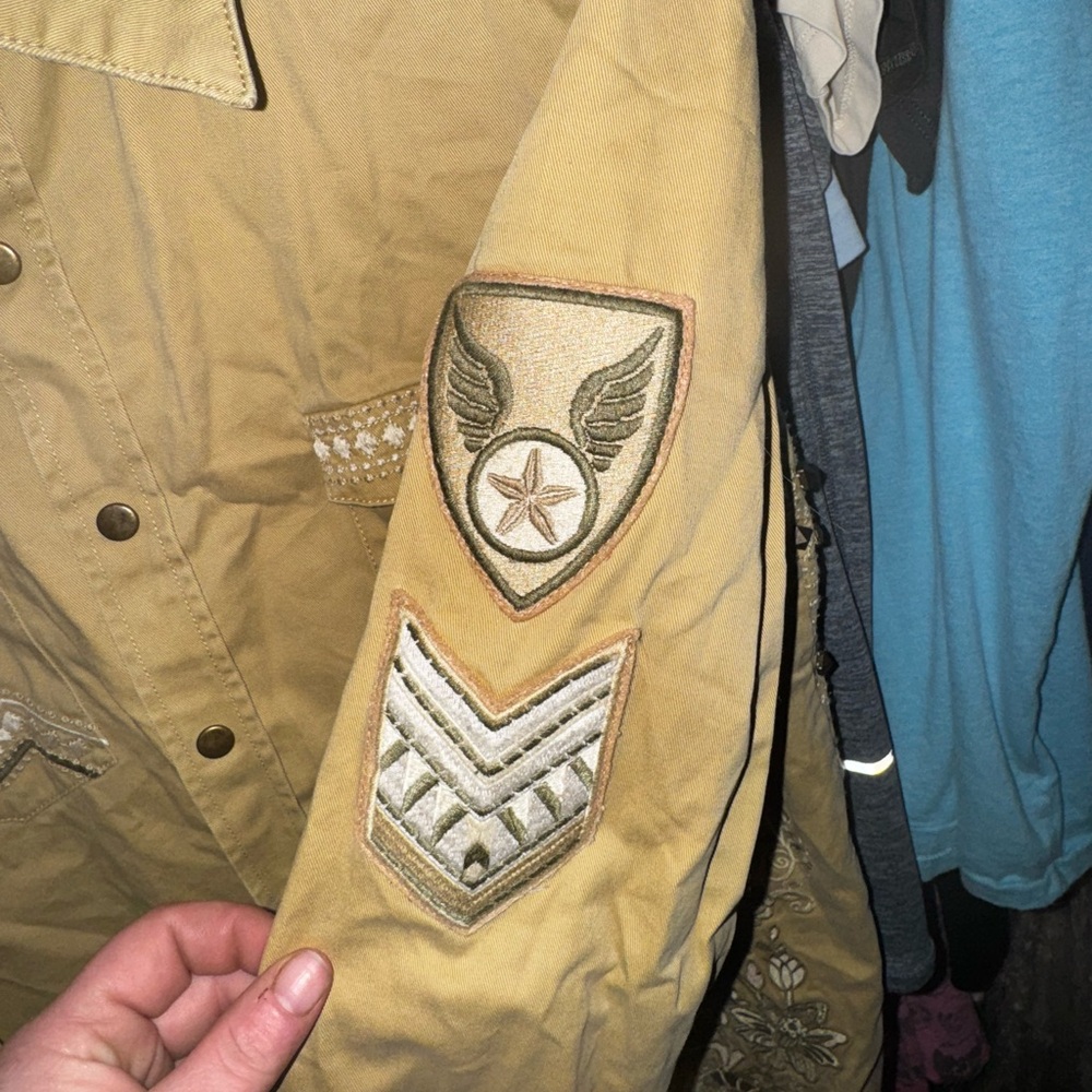 Embroidered Yellow Jacket - Picture 5 of 7